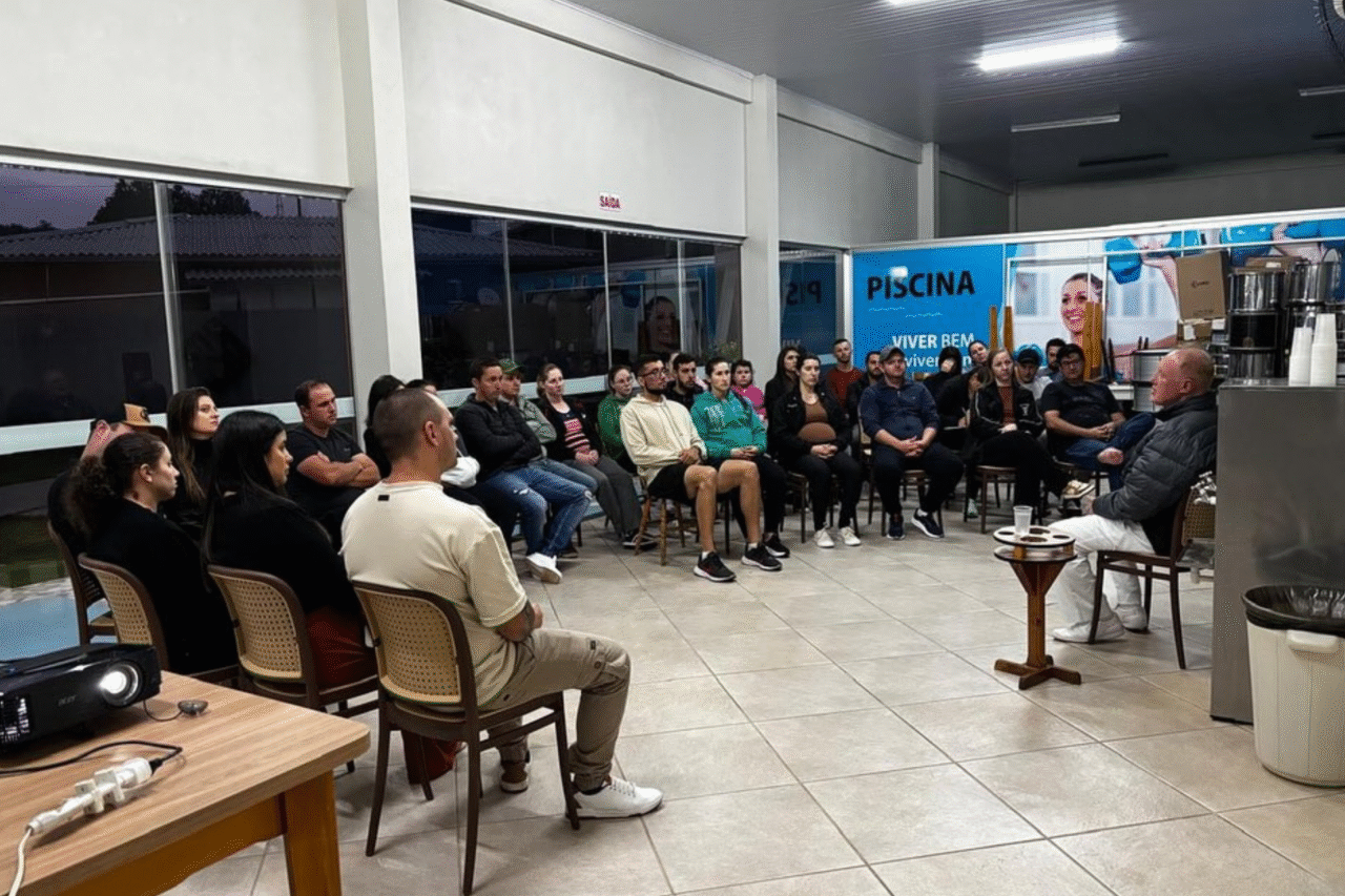 Gestantes de São José do Cedro recebem orientação no curso Bem-Gestar 4 Secretaria de Saúde promove encontros do curso Bem-Gestar com orientações essenciais para gestantes sobre gravidez, pós-parto e prevenção