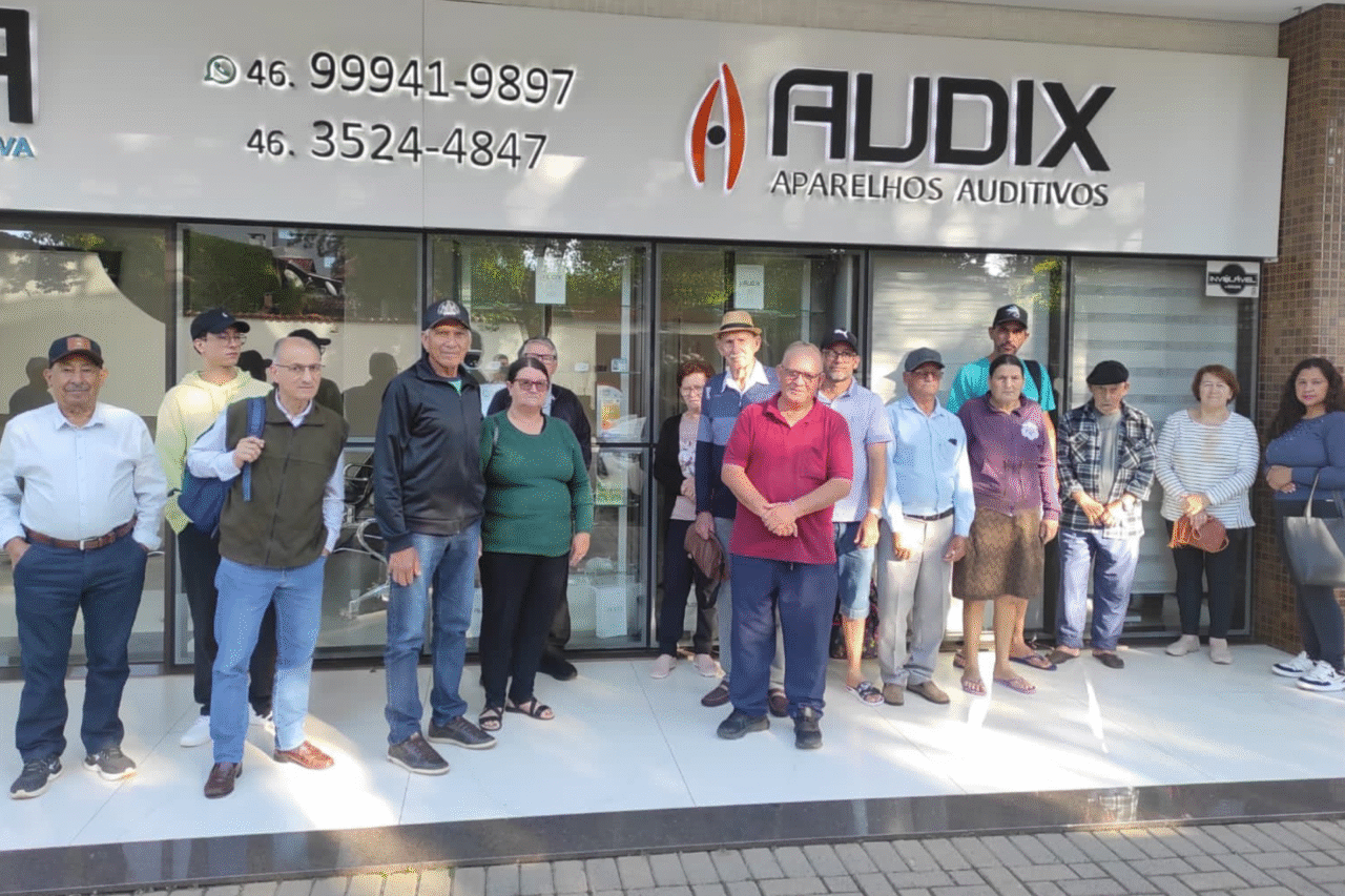 Aparelhos auditivos são entregues pela Secretaria de Saúde de Barracão 3 Os aparelhos auditivos foram entregues a moradores cadastrados, atendendo demanda antiga e ampliando ações de inclusão e qualidade de vida