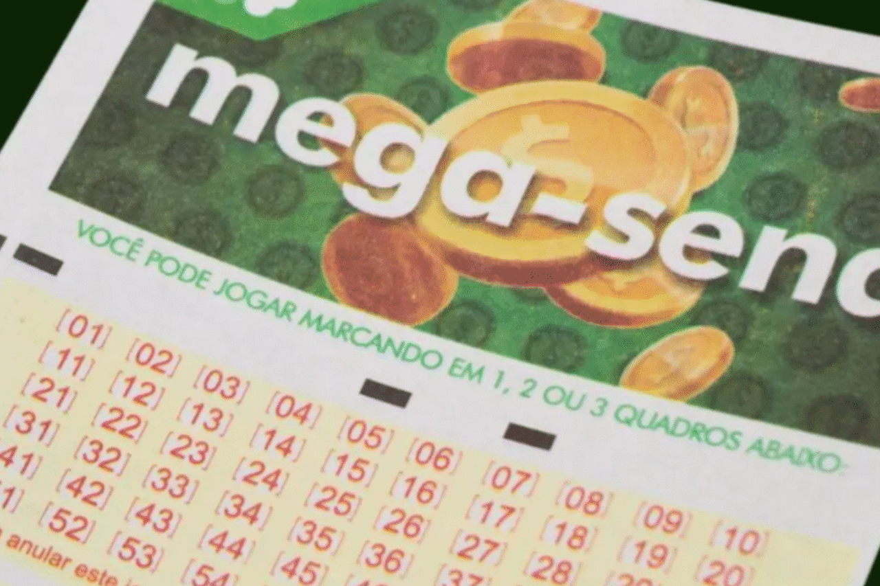 Mega da Virada inicia vendas com expectativas de prêmio sem precedentes 17 Com mudanças na distribuição das premiações, a Mega da Virada pode alcançar o maior valor já pago pela loteria brasileira.