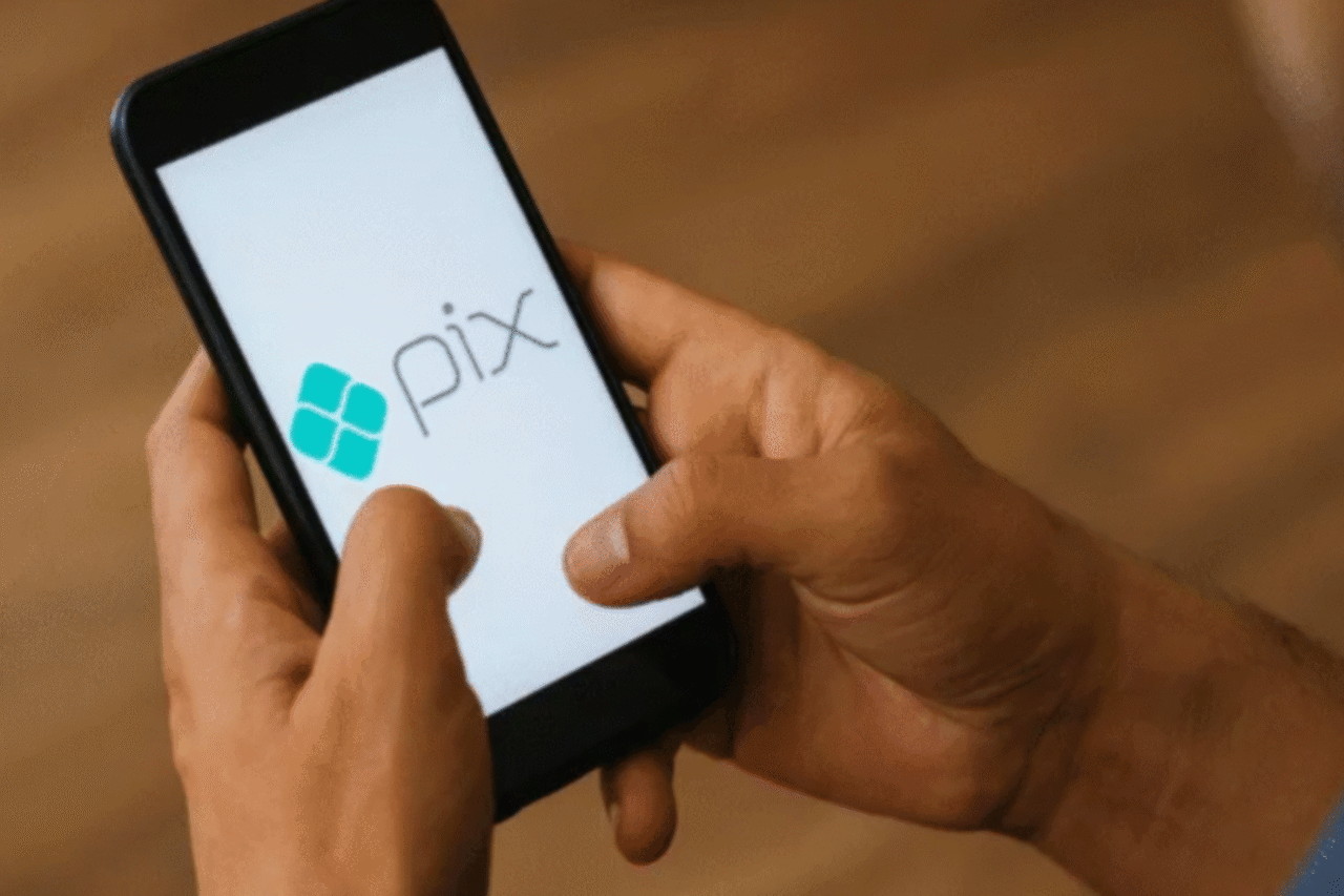 Pagamento instantâneo Pix completa cinco anos e se consolida como o principal meio do país 1 crys 8 3