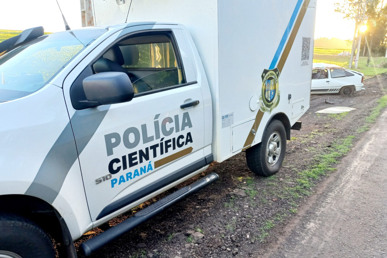 O homem conduzia um GM Kadett, quando, por motivos ainda desconhecidos, perdeu o controle da direção e acabou capotando às margens da rodovia