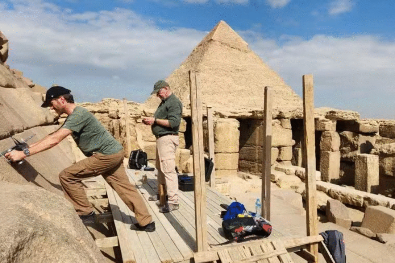 Anomalia detectada pode revelar passagem secreta na Pirâmide de Miquerinos 1 Anomalia detectada pode revelar passagem secreta na Pirâmide de Miquerinos