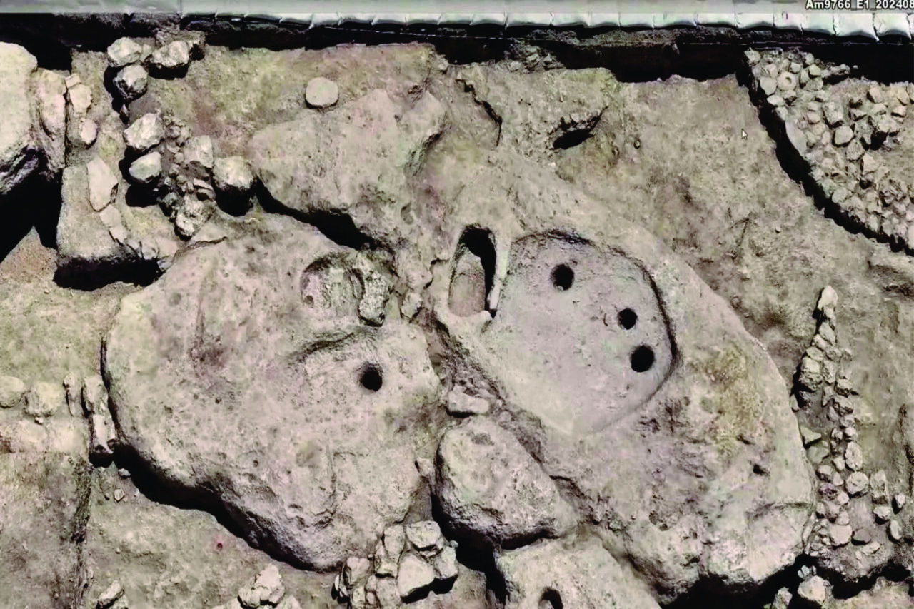 Arqueólogos encontram prensa de vinho de 5.000 anos e artefatos rituais cananeus 1 vinho