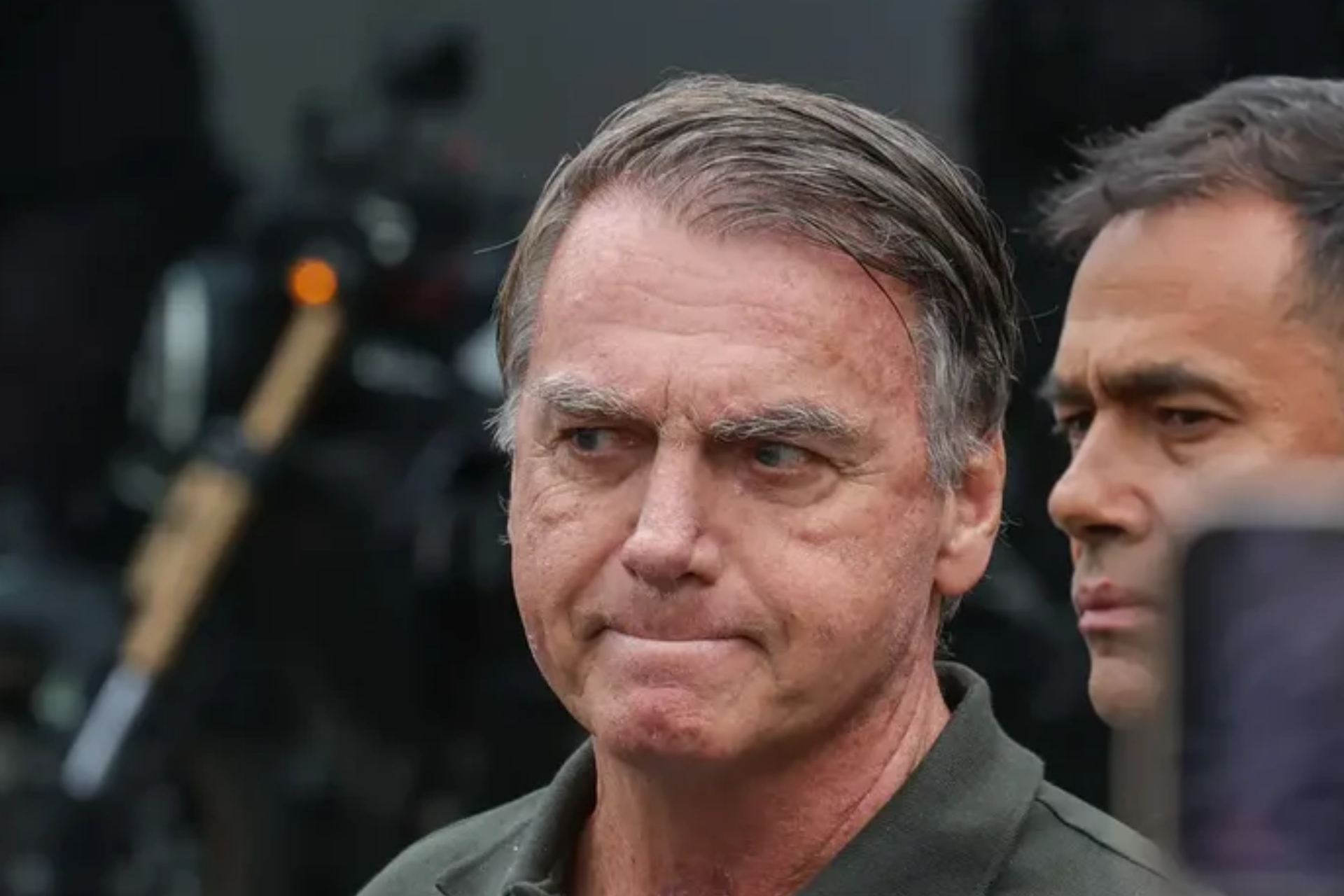 Bolsonaro passa por audiência de custódia neste domingo