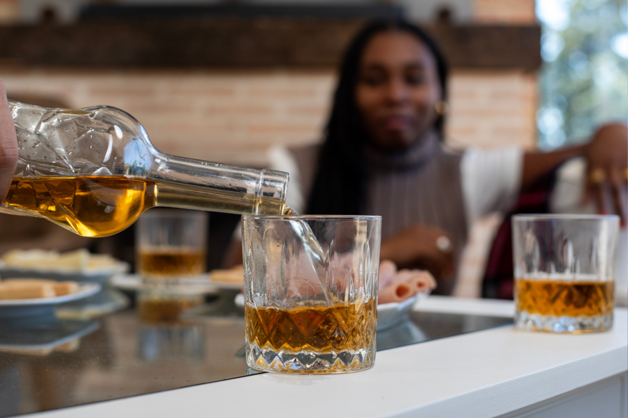 6 bebidas que você nunca deve consumir de estômago vazio 8 Heloisa L 25 2