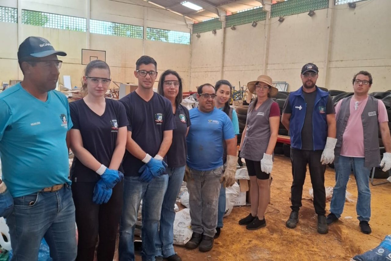 Dionísio Cerqueira recolhe 16 toneladas de vidro em campanha de recicláveis 4 Heloisa L 5 2