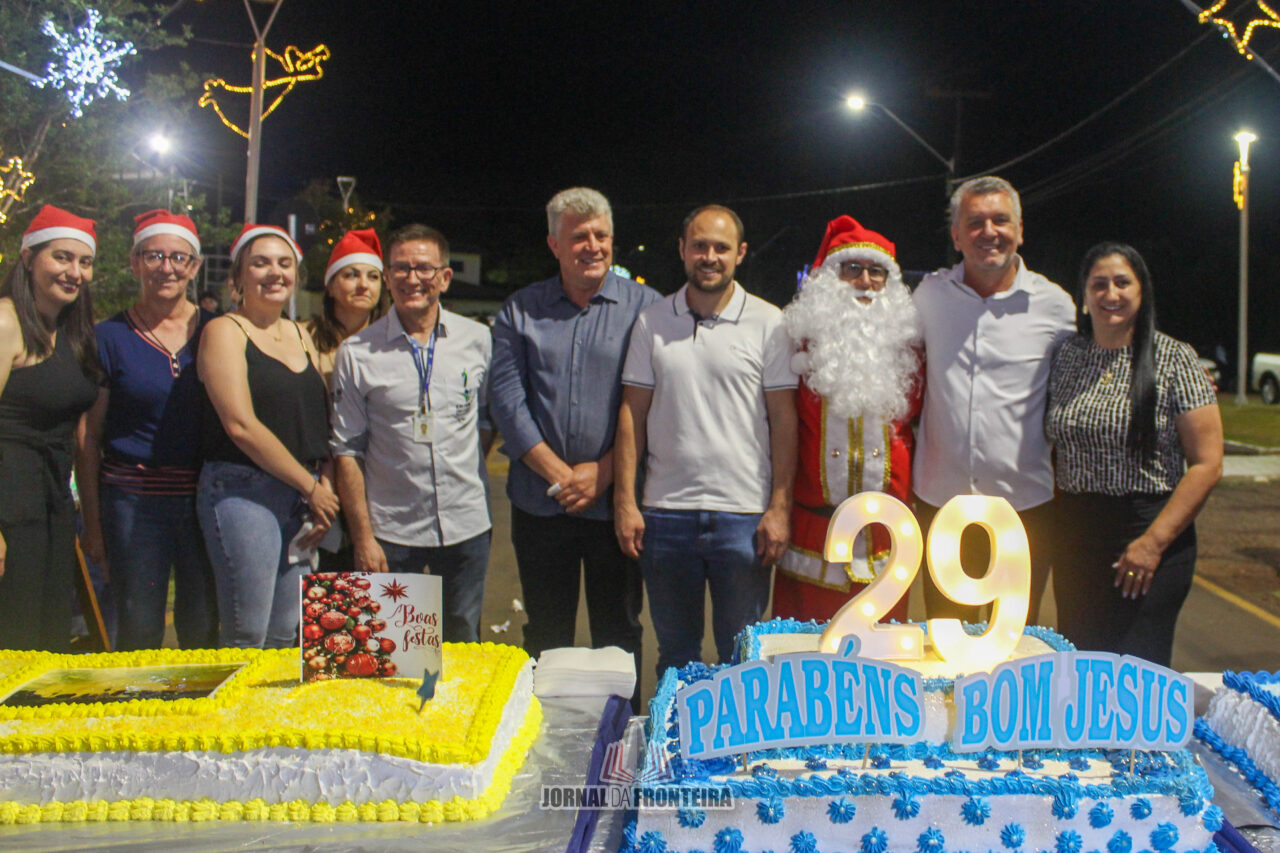 Mais de 3,5 mil pessoas participaram da festa dos 29 anos de Bom Jesus do Sul 5 IMG 6480