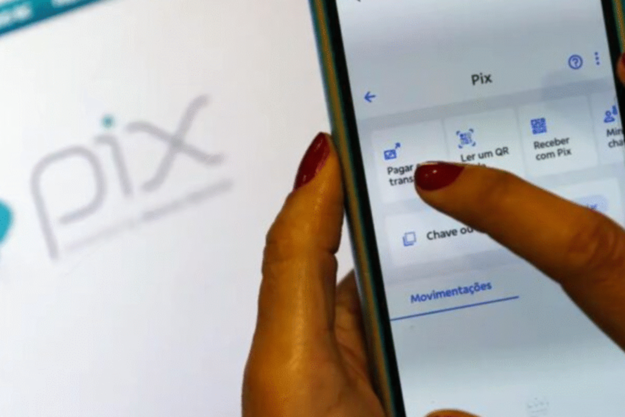 Banco Central abandona a regulamentação do Pix parcelado e veta o uso do nome oficial pelas instituições financeiras, que continuarão oferecendo o serviço sem padronização.