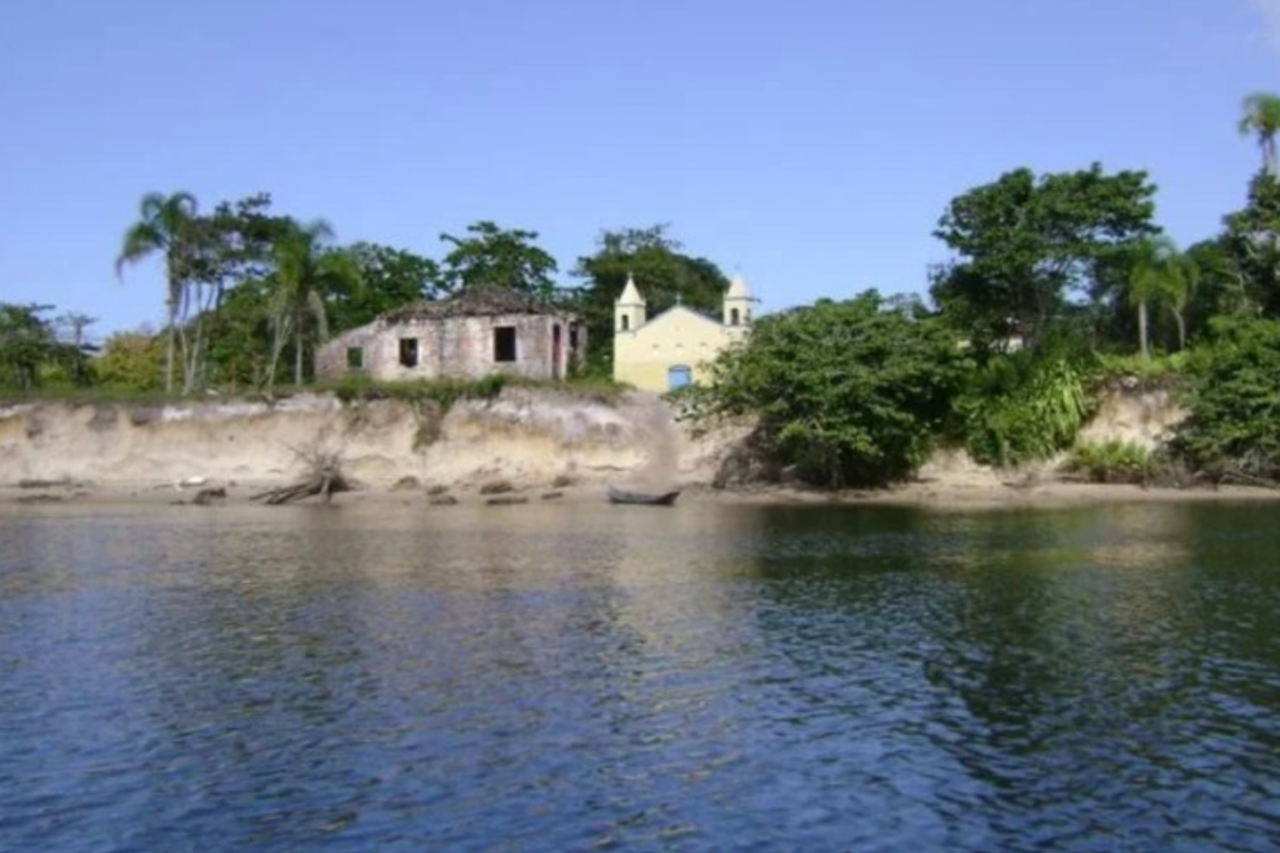 Cidades brasileiras que viraram ruínas: causas e memórias do abandono 3 Cidades fantasmas no Brasil revelam impactos econômicos e sociais que levaram ao desaparecimento de vilarejos; conheça causas, histórias e o legado preservado nas ruínas.