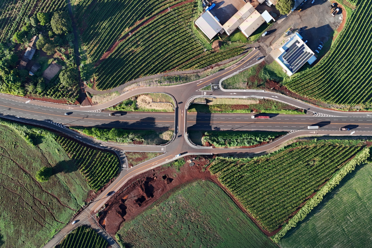 Investimentos do Governo do Paraná superam R$ 5 bilhões e atingem maior volume da história do Estado 17 Governo do Paraná supera R$ 5 bilhões em investimentos liquidados em 2025, maior volume da história, com crescimento real de 145% em sete anos.