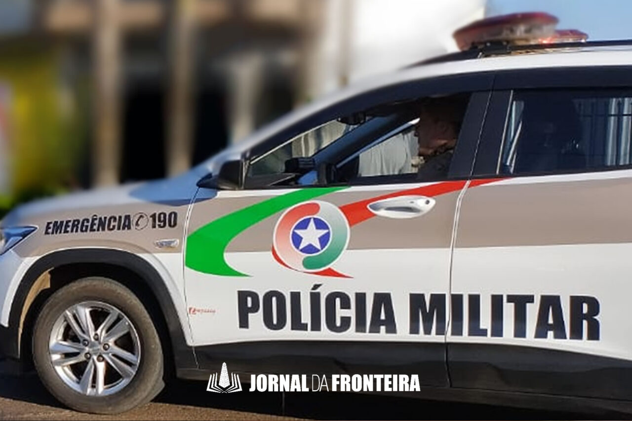 Mulher com bebê no colo é agredida pelo ex-companheiro, em Dionísio Cerqueira 5 g45gv