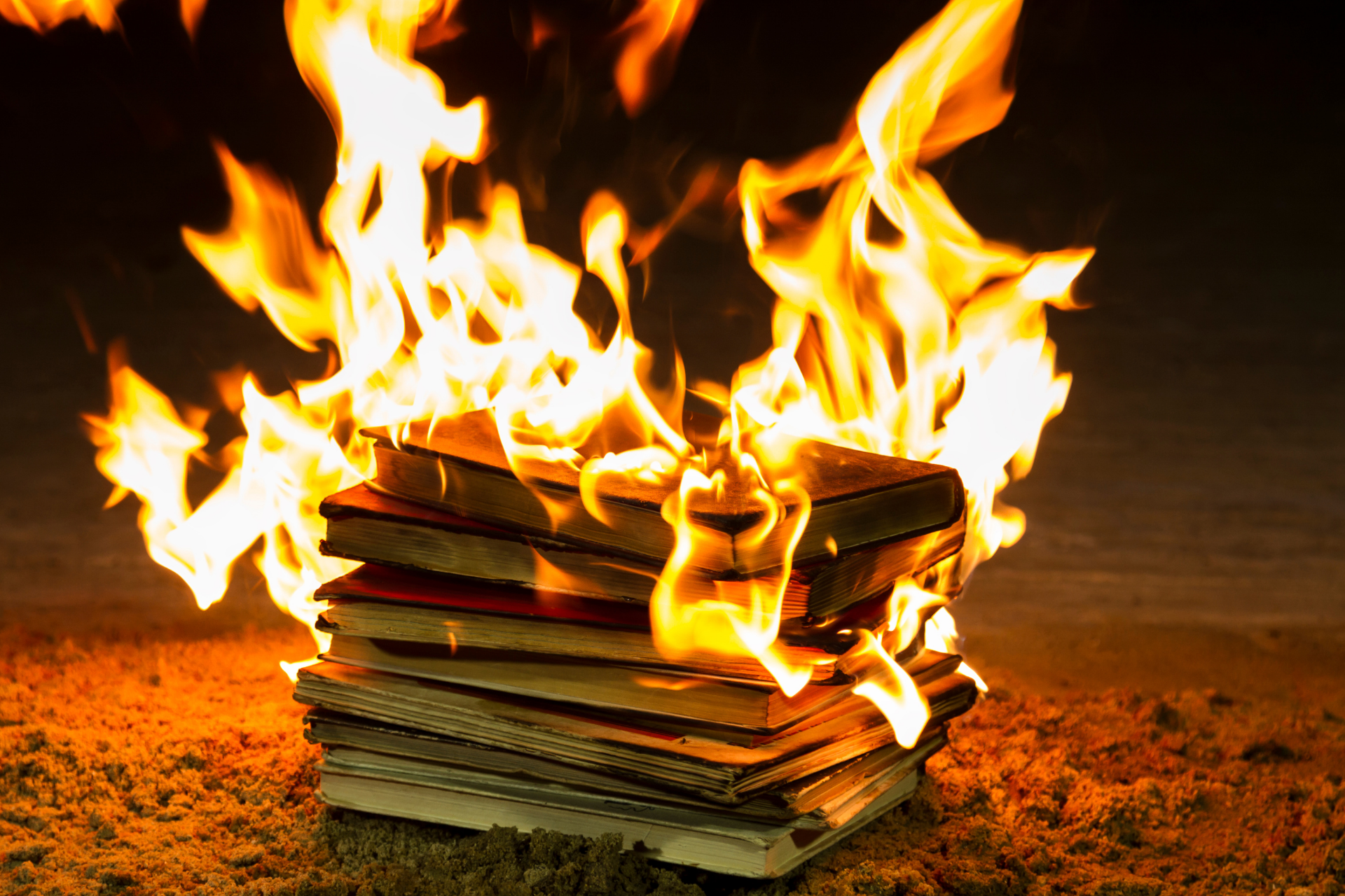 6 livros que foram queimados, destruídos ou censurados — e sobreviveram 42 6 Livros que foram queimados, destruídos ou censurados — e sobreviveram