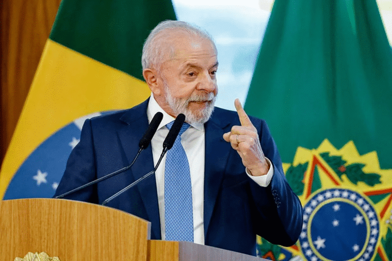 Lula afirma que vetará PL da Dosimetria: "Na hora que chegar na minha mesa, eu vetarei" 9 image 14