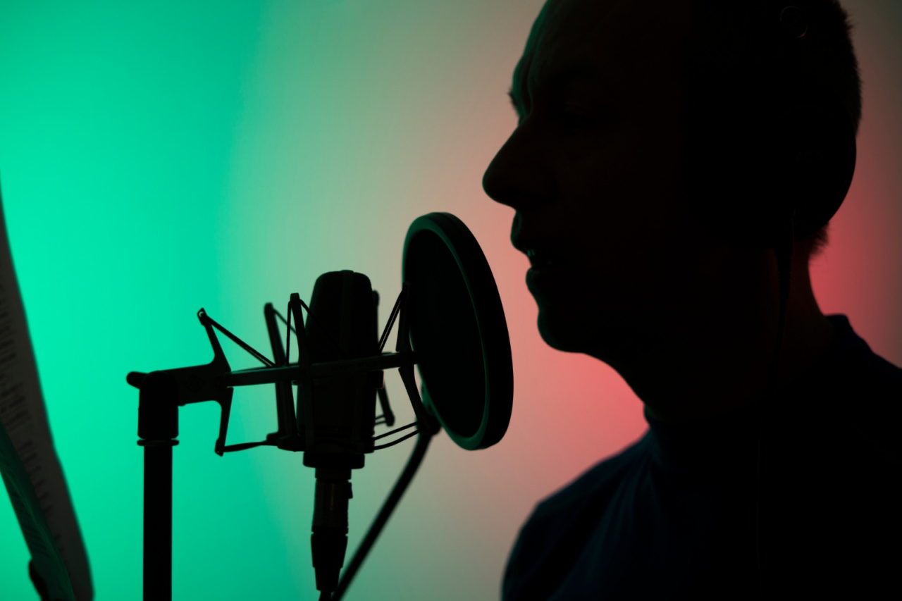 Narrador do Santos morre aos 42 anos após transmitir vitória do time