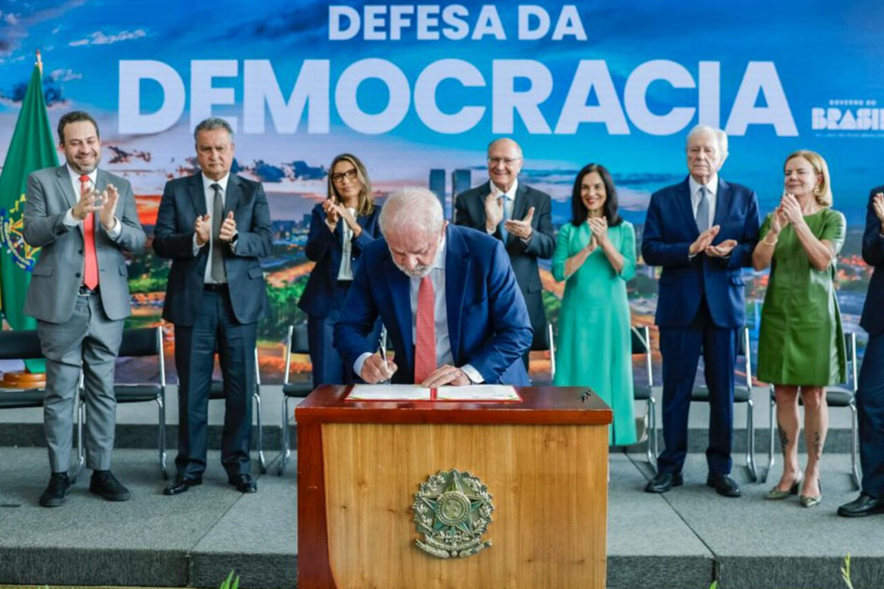 Lula veta integralmente PL da Dosimetria 3 O Presidente Luiz Inácio Lula da Silva disse que condenados tiveram direito a ampla defesa