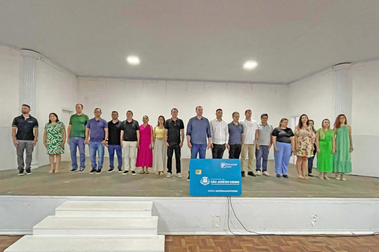 São José do Cedro lança oficialmente o Cartão Escolar 1 Heloisa L 72 2