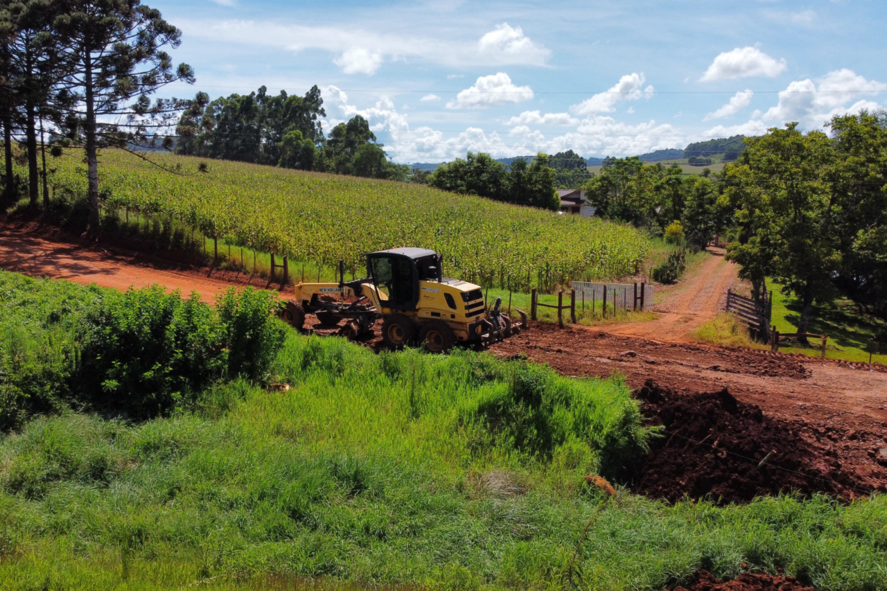 Guarujá do Sul projeta avanços em obras e infraestrutura com foco no interior e na cidade 4 Guarujá do Sul projeta avanços em obras e infraestrutura com foco no interior e na cidade