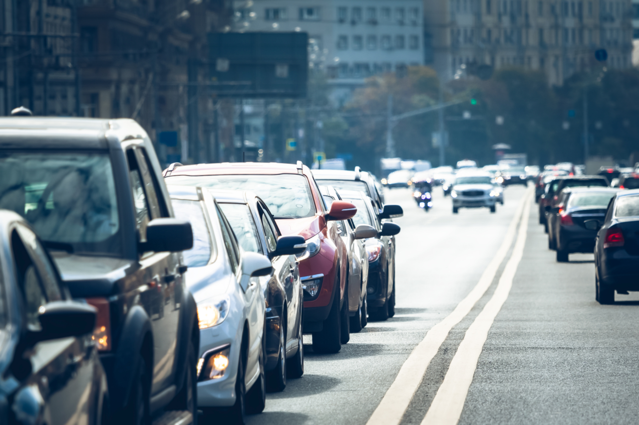 Prazo para pagamento do IPVA 2026 termina nesta terça para veículos com placas finais 5 e 6 no Paraná 1 Proprietários de veículos com placas finais 5 e 6 devem quitar o IPVA 2026 até esta terça-feira (13) para garantir desconto ou parcelamento sem juros.