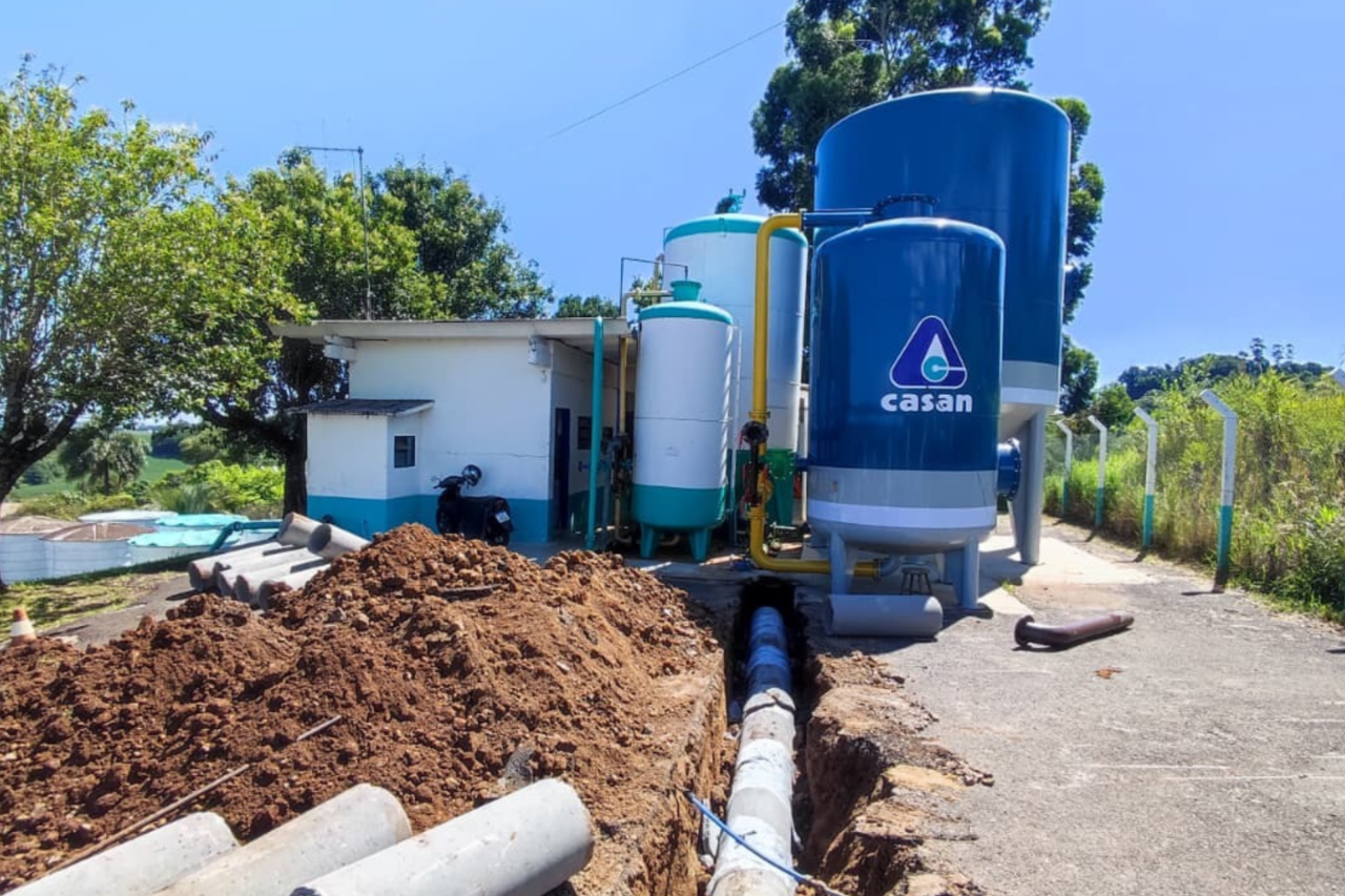 Casan investe R$ 670 mil e moderniza Estação de Tratamento de Água em Guarujá do Sul 9 crys 55