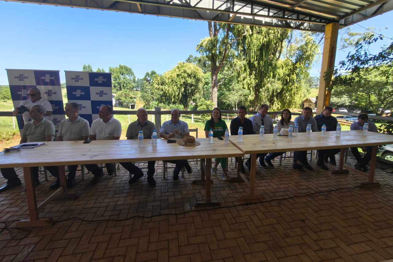 Lançamento do Projeto Ovinocaprinocultura Regional aconteceu nesta terça, em Dionísio Cerqueira 5 crys 60 3