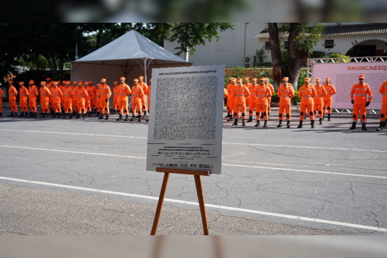 Bombeiros de Minas encerram buscas em Brumadinho após sete anos do rompimento da barragem 4 Corpo de Bombeiros de Minas Gerais encerra buscas em Brumadinho após 2.558 dias de trabalho contínuo desde o rompimento da barragem em 2019.