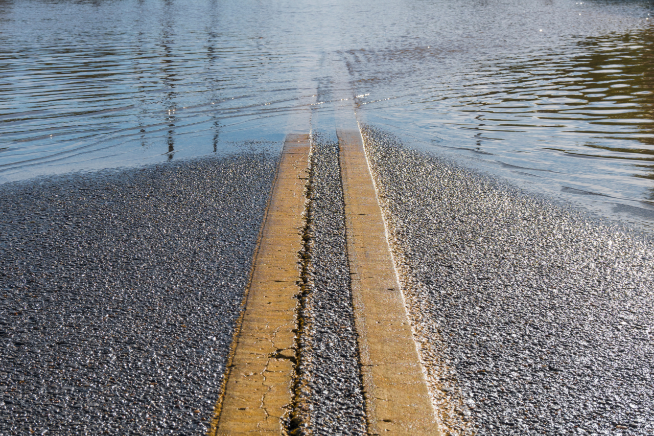 Homem de 75 anos morre após ser arrastado pela enxurrada em alagamento na Vila Guilherme, zona norte de São Paulo, durante forte chuva na tarde de domingo.