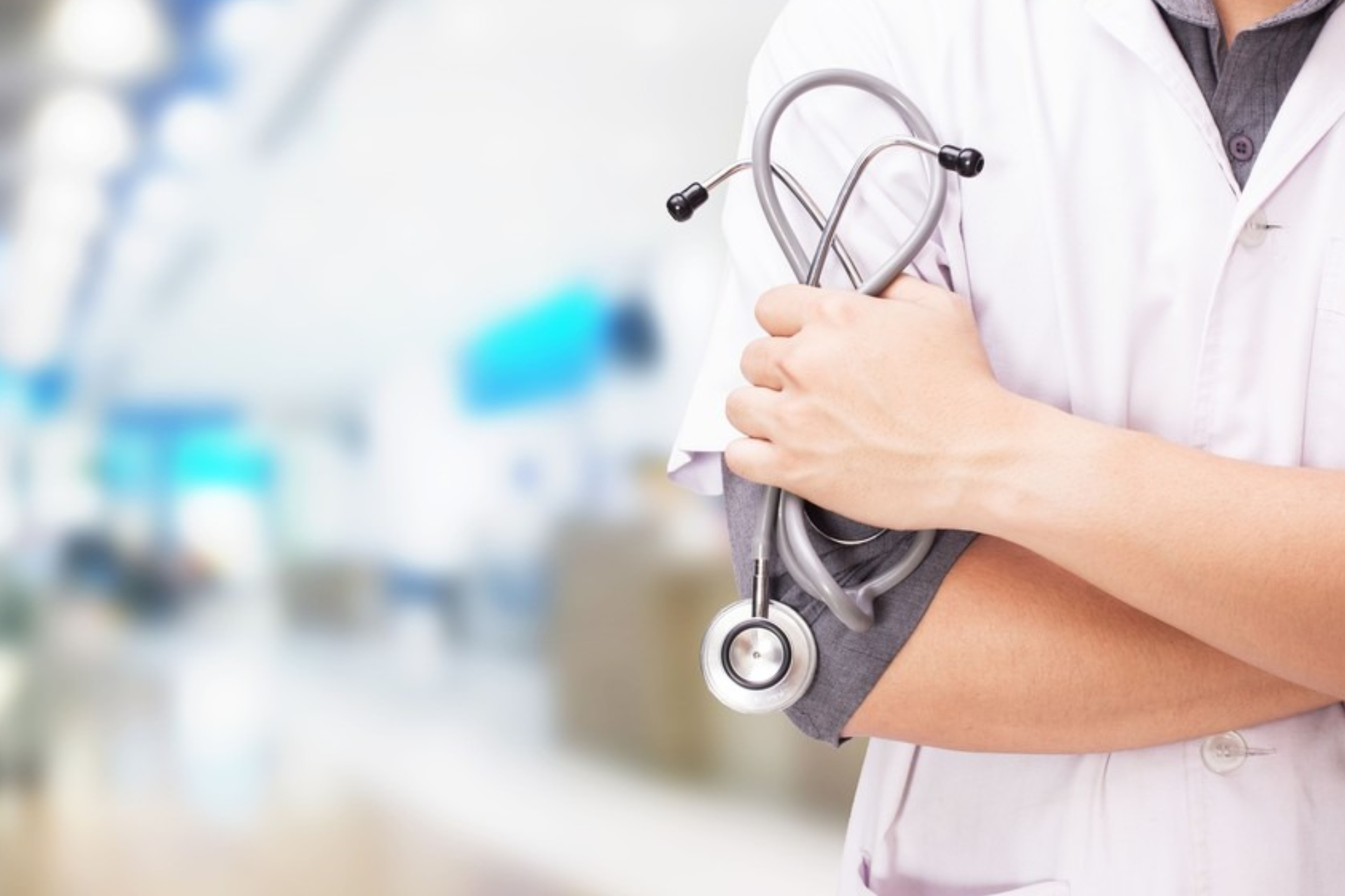 CFM quer impedir que 13 mil alunos mal avaliados exerçam a medicina