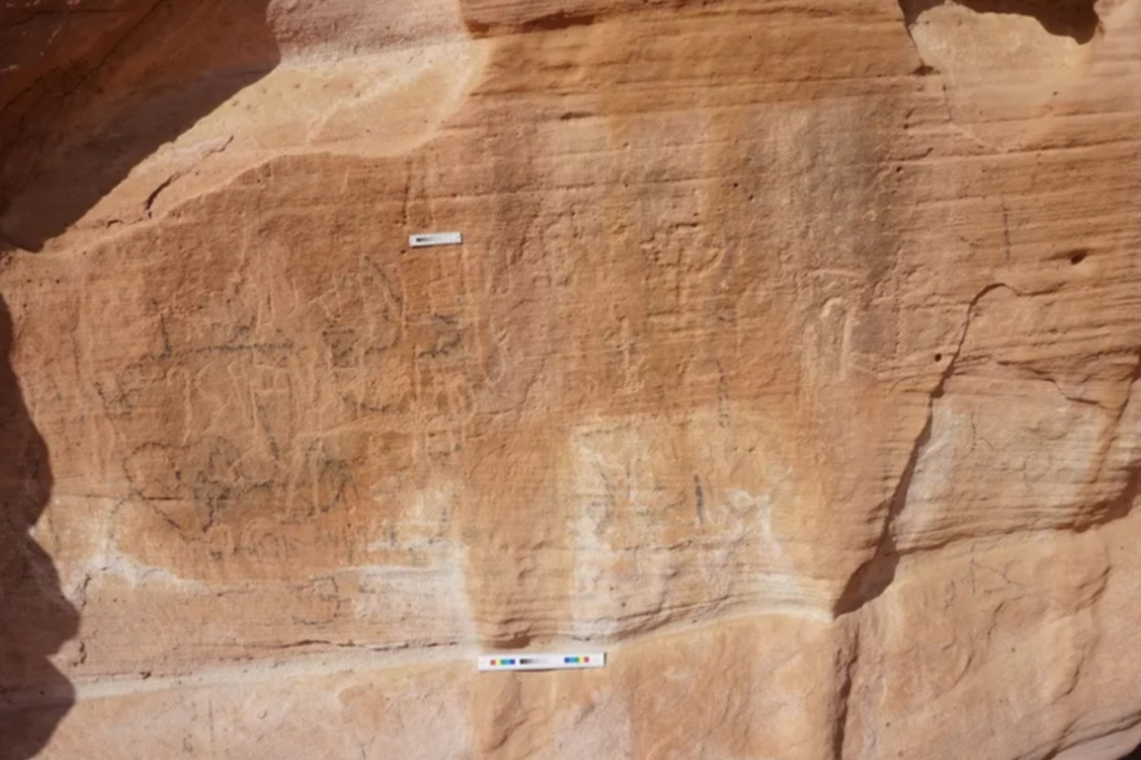 Gravura de 5 mil anos no Sinai revela cena de domínio egípcio 3 Gravura de 5 mil anos no Sinai revela cena de domínio egípcio