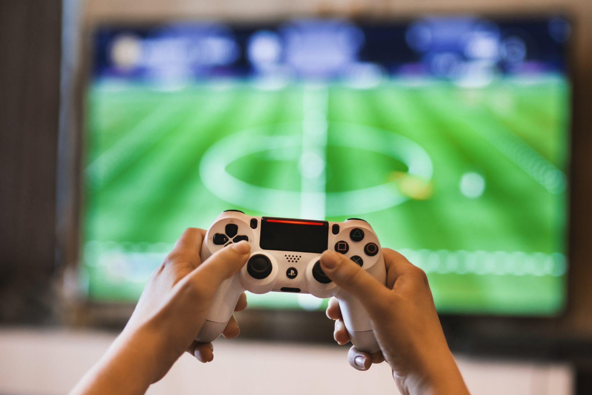 PlayStation Plus abre 2026 com três jogos gratuitos para assinantes