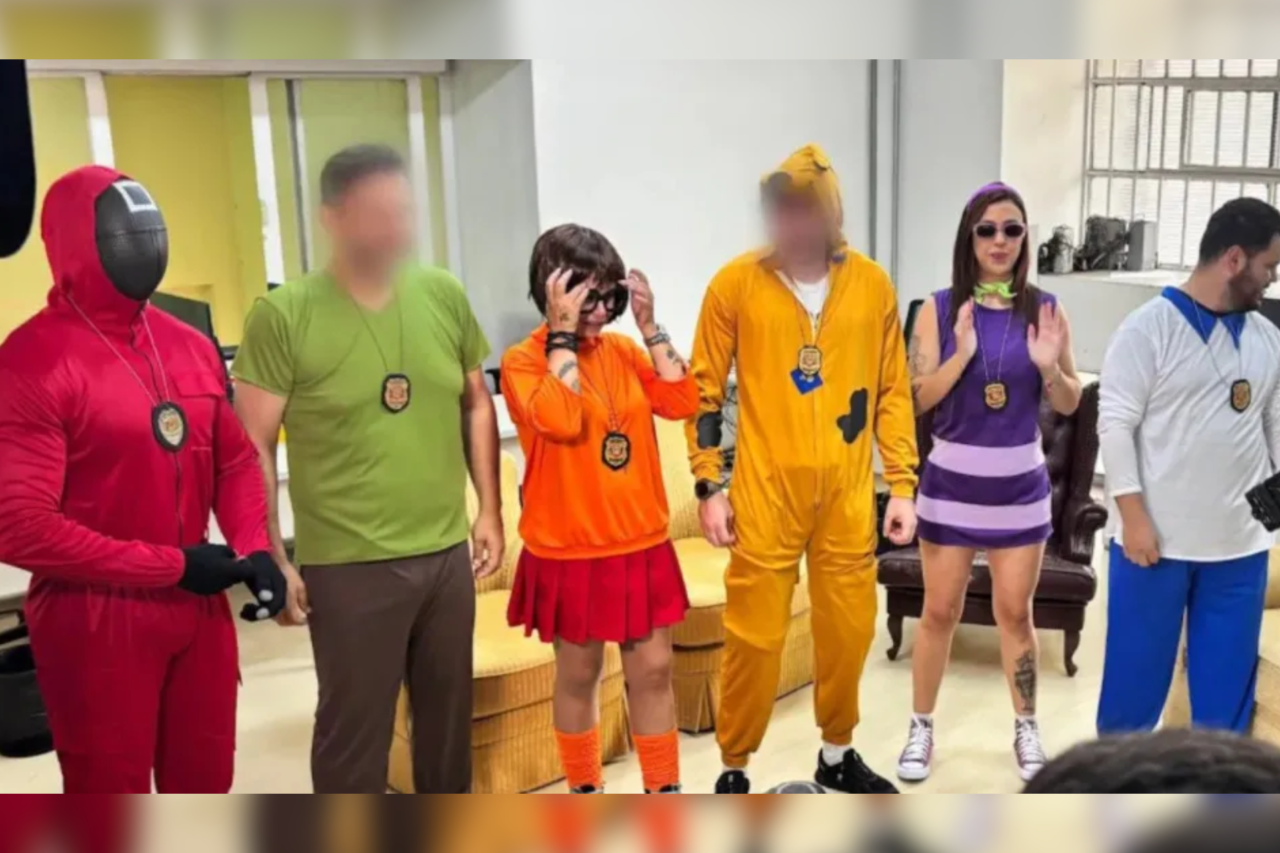 Polícia Civil de São Paulo utiliza agentes fantasiados para infiltração em blocos de carnaval e prende suspeitos por roubo de celulares, tráfico de drogas e receptação na capital.