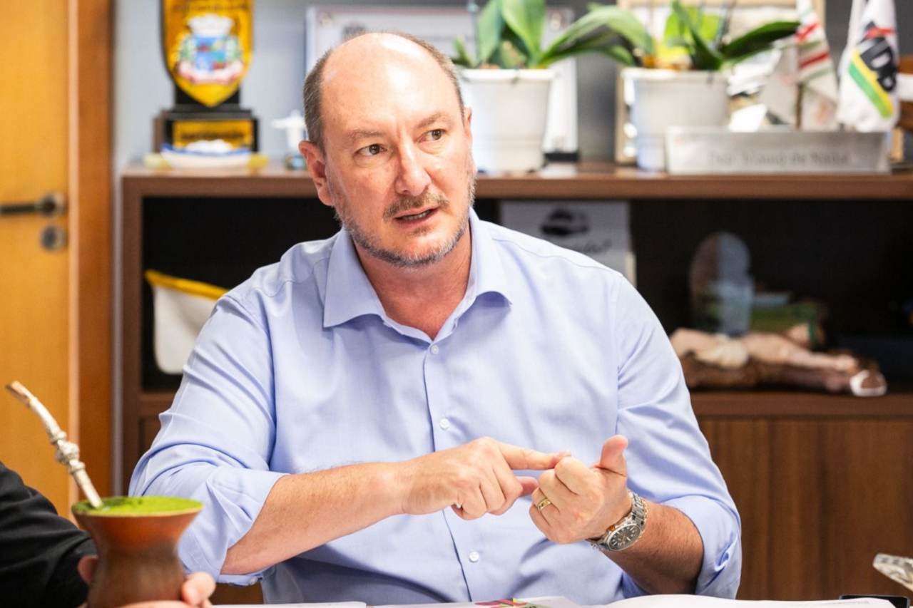 Deputado Mauro De Nadal atua na destinação de recursos e articulação política para ampliar estruturas e qualificar o atendimento em hospitais estratégicos do Oeste e Extremo-Oeste catarinense.