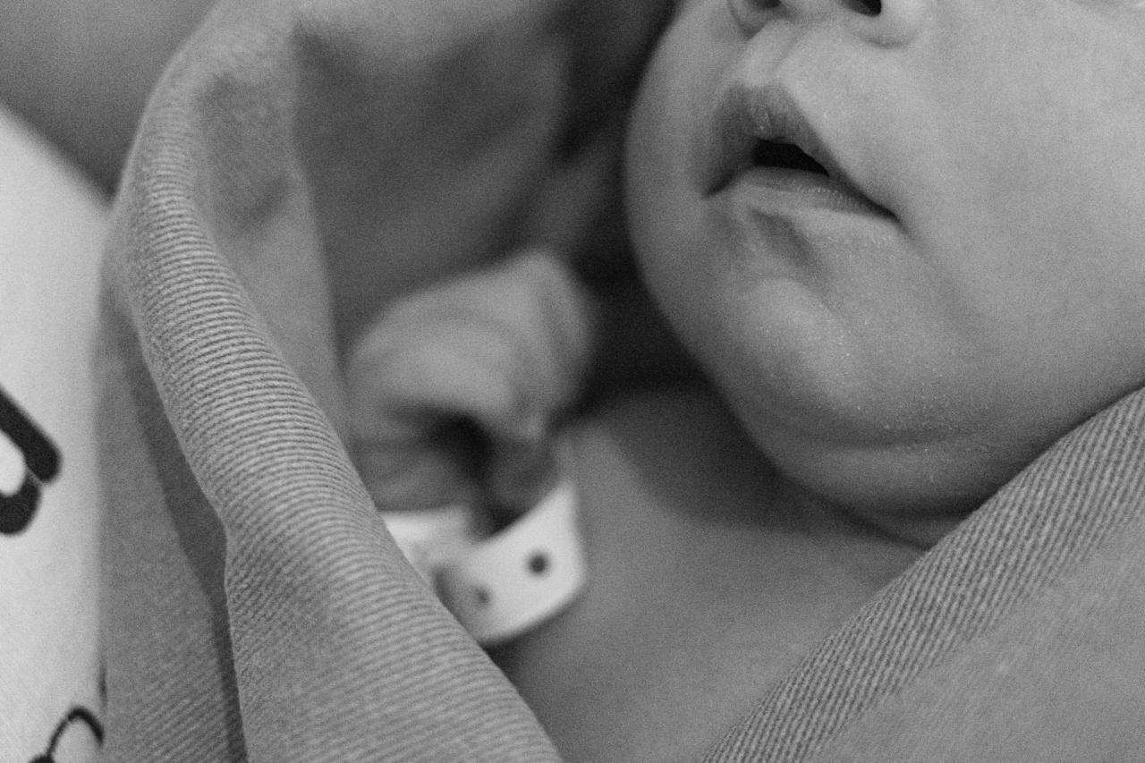 Polícia francesa realiza novas buscas em residência onde corpos de bebês foram encontrados em congelador 3 Polícia francesa realiza novas buscas em residência onde corpos de bebês foram encontrados em congelador