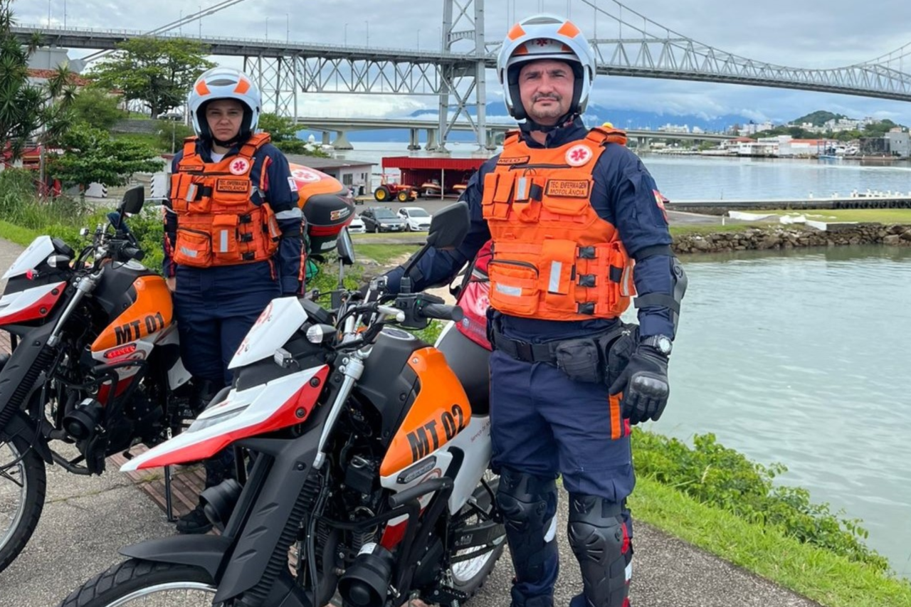 Secretaria da Saúde realiza curso para qualificar equipes de motolância do Samu em Santa Catarina 3 Capacitação promovida pela Secretaria de Estado da Saúde, em parceria com a Polícia Militar, prepara profissionais do Samu para atuação com motolâncias e reforça atendimento de urgência em Santa Catarina.