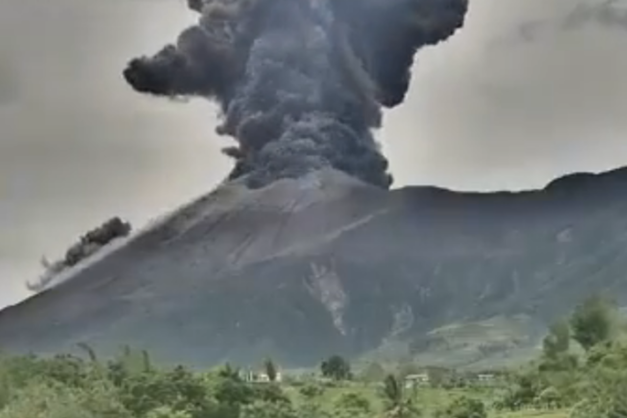 Erupção do vulcão Kanlaon gera alerta nas Filipinas 31 Erupção do vulcão Kanlaon gera alerta nas Filipinas
