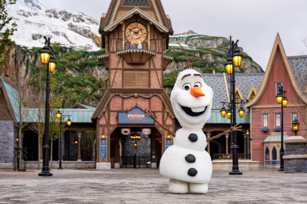 Disneyland Paris anuncia mudança de nome e inaugura área temática de Frozen 23 Disneyland Paris anuncia mudança de nome e inaugura área temática de Frozen