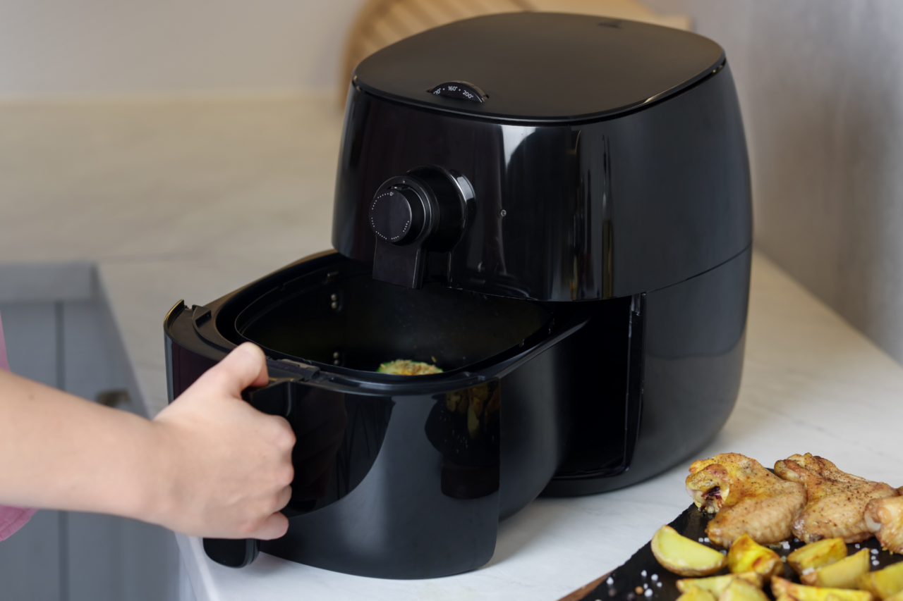 Erro ao usar air fryer pode reduzir a vida útil do aparelho