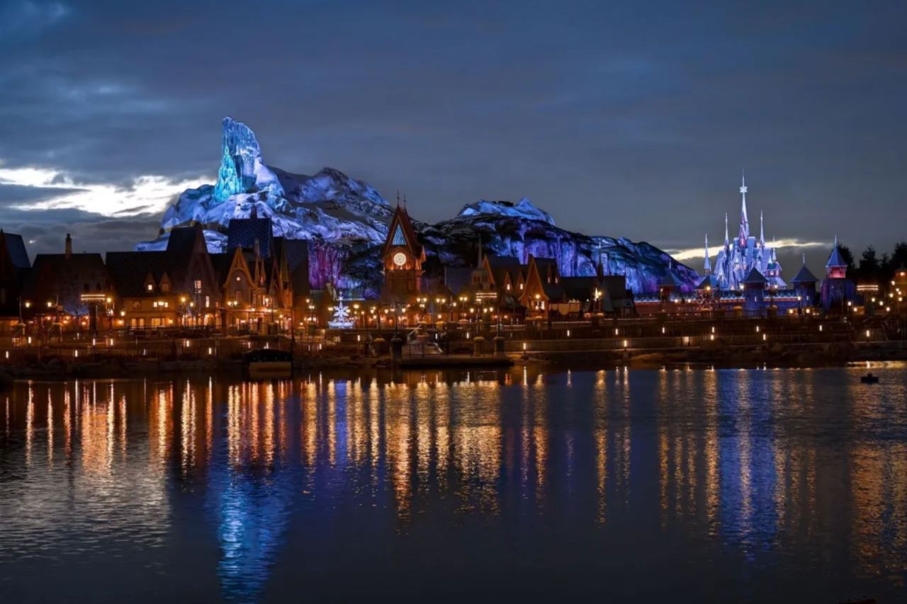 Disneyland Paris anuncia mudança de nome e inaugura área temática de Frozen