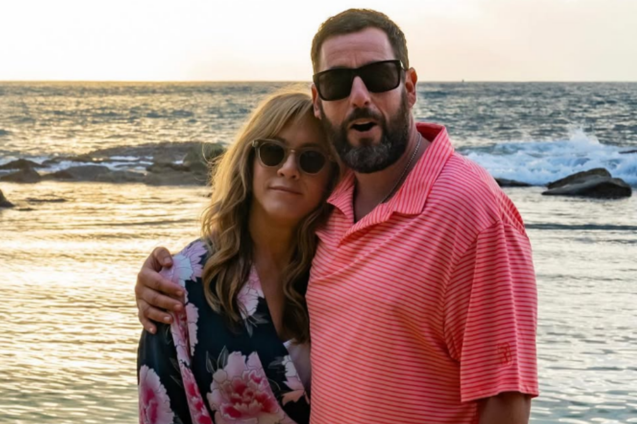 Adam Sandler envia flores a Jennifer Aniston todos os anos no Dia das Mães 1 Adam Sandler envia flores a Jennifer Aniston todos os anos no Dia das Mães