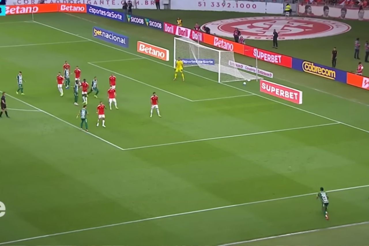 Inter vence Chapecoense, sai do Z-4 e Pezzolano destaca recuperação da equipe 3 Inter vence Chapecoense, sai do Z-4 e Pezzolano destaca recuperação da equipe