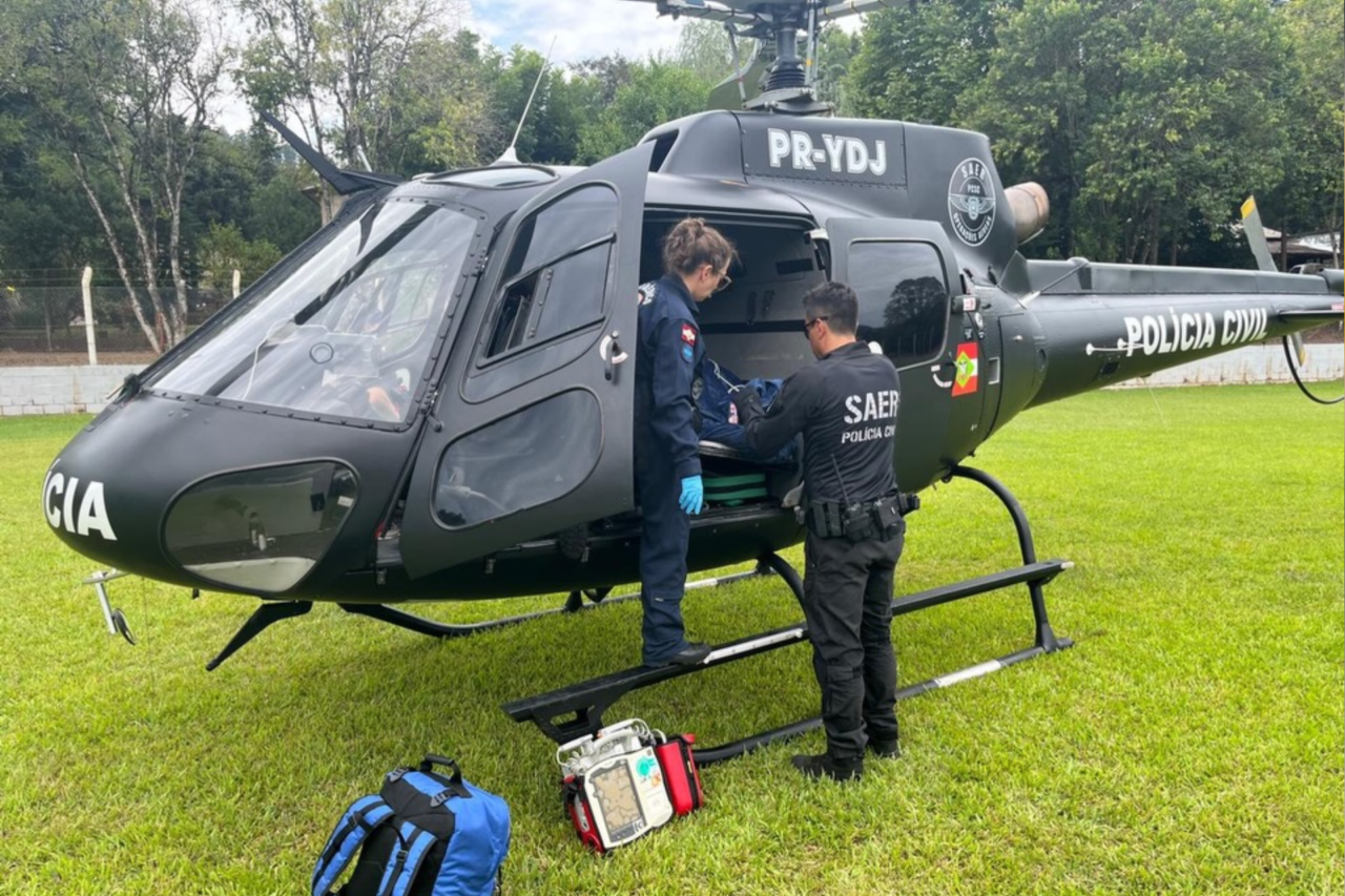 Helicóptero do SAER-Fron realiza transferência aeromédica de paciente com dor torácica para hospital em Chapecó 1 Heloisa L 21 1