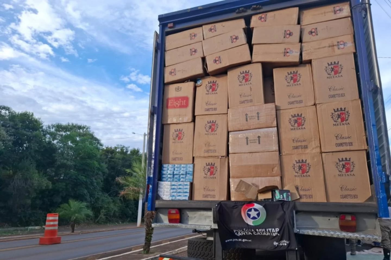 Polícia apreende carga de contrabando avaliada em mais de R$ 1,2 milhão 4 Polícia apreende carga de contrabando avaliada em mais de R$ 1,2 milhão