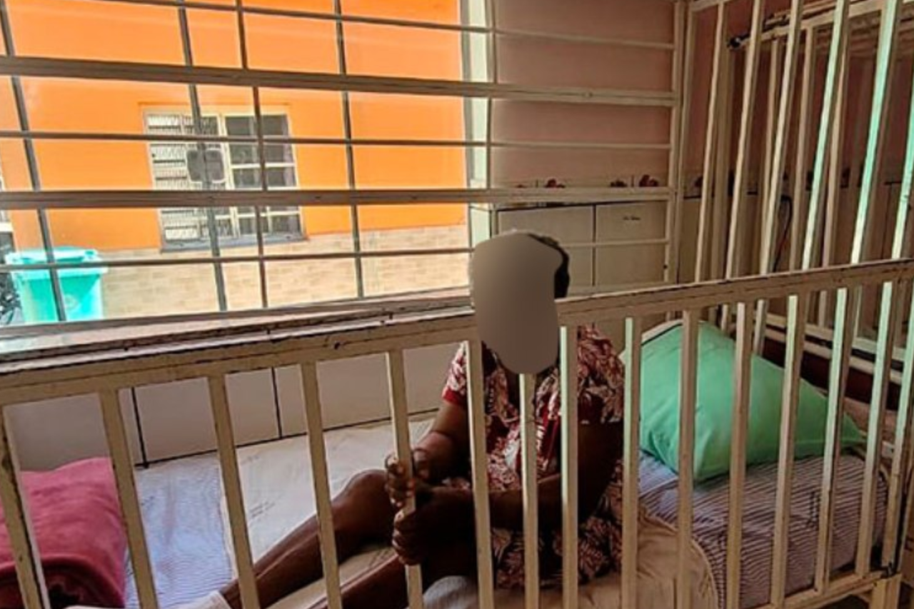 Idosos são encontrados amarrados e em condições insalubres durante fiscalizações em casas de repouso 9 crys 15 1