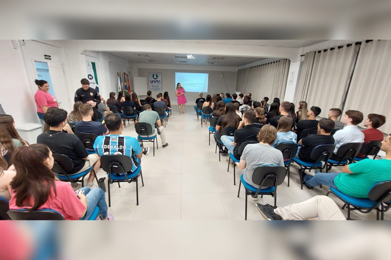 Unetri promove roda de conversa sobre violência contra a mulher e crime do feminicídio 5 Unetri promove roda de conversa sobre violência contra a mulher e crime do feminicídio