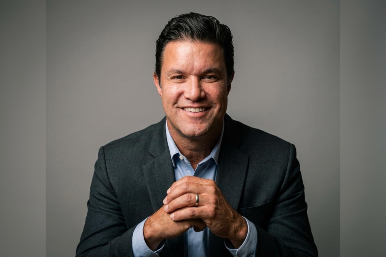 Guto Silva deixa Secretaria das Cidades em abril e amplia articulações políticas no Paraná 13 Secretário Guto Silva deixa o cargo em 4 de abril e reforça movimentações políticas na base do governo Ratinho Junior com foco em 2026.