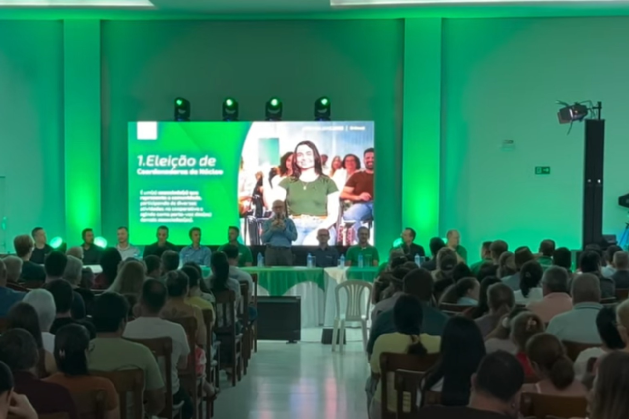 Sicredi Fronteiras realiza assembleia em Barracão para prestação de contas 3 crys 44 2