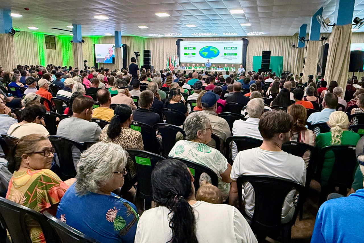 Sicredi Fronteiras reúne milhares de associados e conclui ciclo de assembleias de prestação de contas 4 Roteiro iniciado em Anchieta/SC e encerrado em Capanema/PR marcou a retomada dos encontros presenciais e apresentou resultado de R$ 78,7 milhões