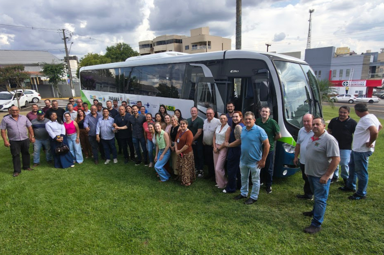O munic&iacute;pio foi contemplado com um &ocirc;nibus no valor de R$ 855 mil, dos quais R$ 700 mil foram disponibilizados pelo Deputado Ad&atilde;o Litro