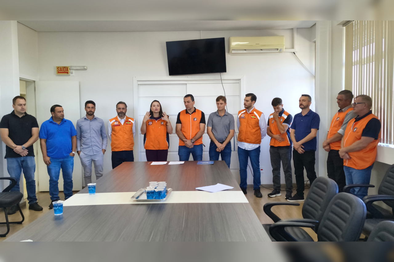 Defesa Civil entrega R$ 2 milhões para construção de cabeceiras de pontes em Dionísio Cerqueira 3 Defesa Civil entrega R$ 2 milhões para construção de cabeceiras de pontes em Dionísio Cerqueira