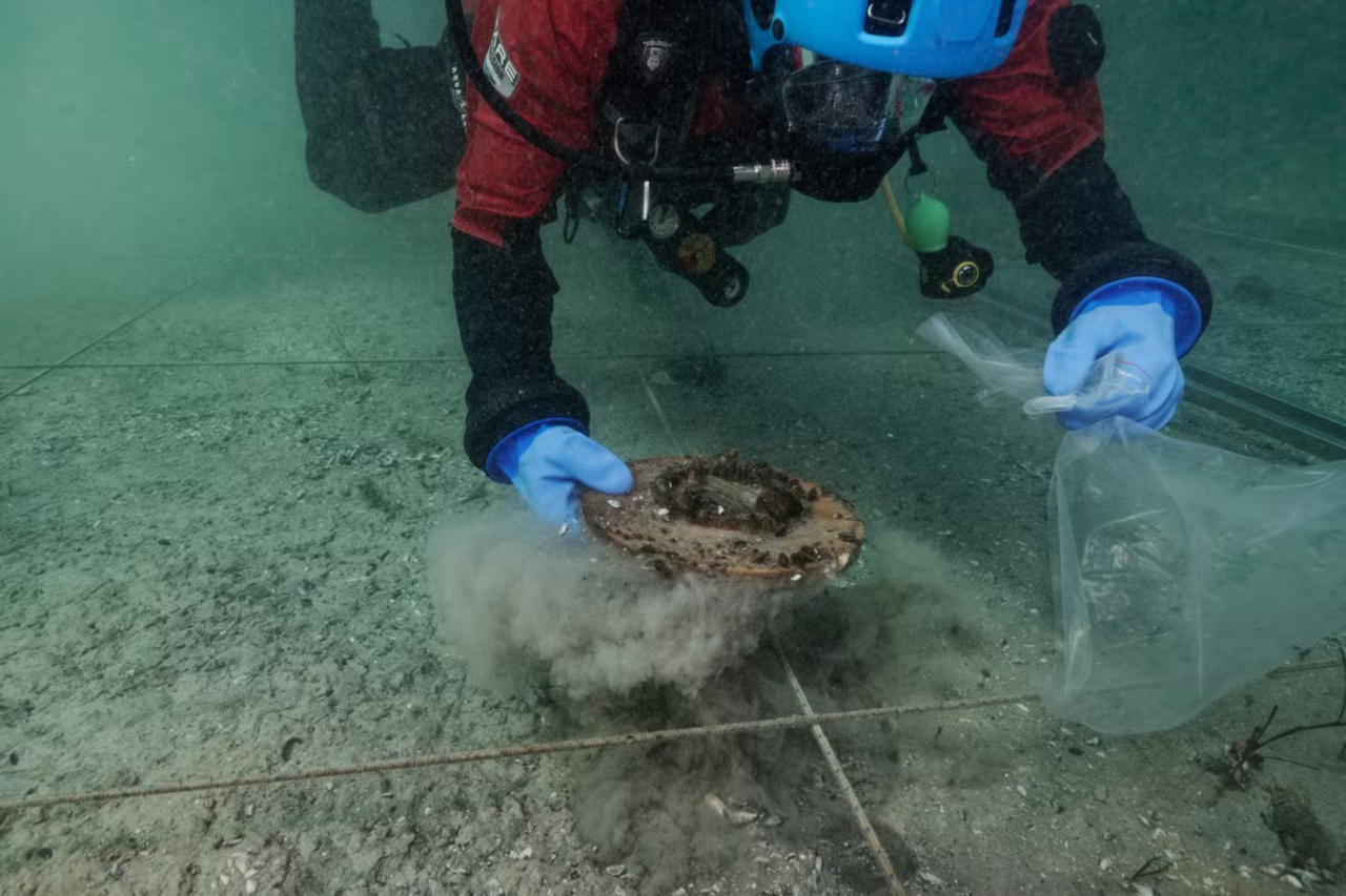 Naufrágio romano de 2 mil anos é descoberto na Suíça 4 Naufrágio romano de 2 mil anos é descoberto na Suíça