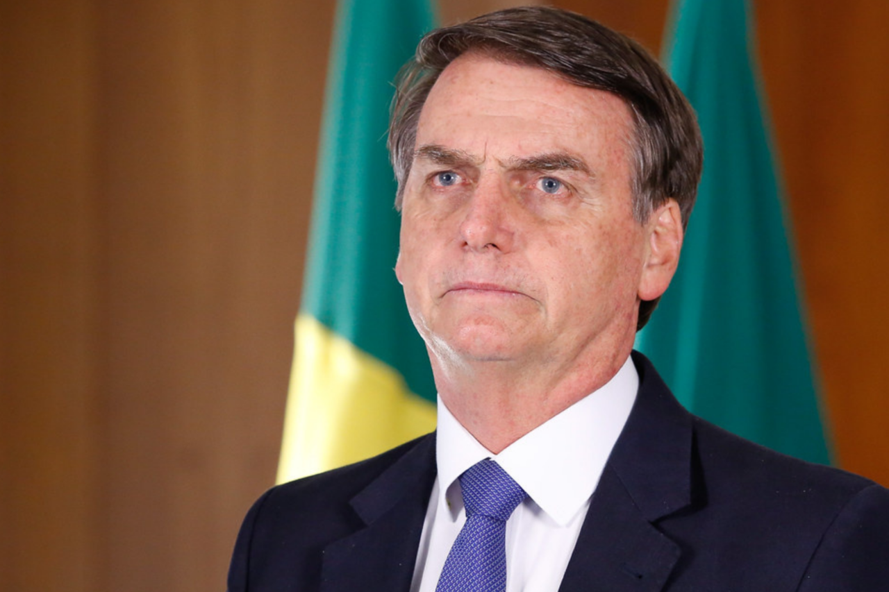 Bolsonaro é levado a hospital em Brasília após mal-estar durante a madrugada, informa Flávio Bolsonaro 14 Bolsonaro é levado a hospital em Brasília após mal-estar durante a madrugada, informa Flávio Bolsonaro
